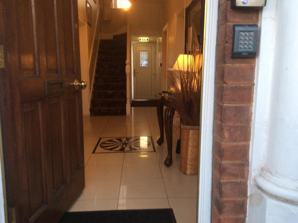 Roseville Lodge B&B Дроэда Экстерьер фото